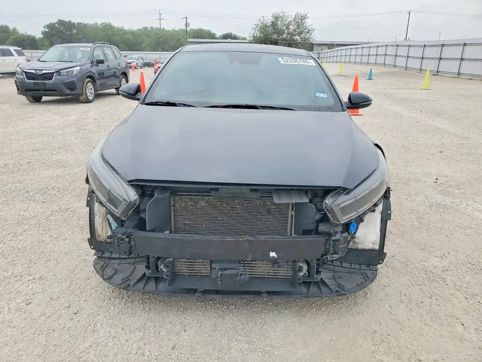 2023 KIA FORTE GT  