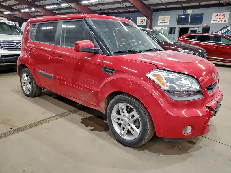 2011 KIA SOUL +  