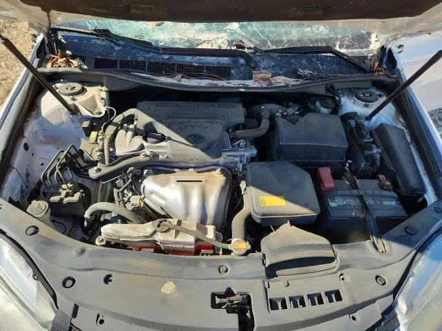 2015 TOYOTA CAMRY LE  