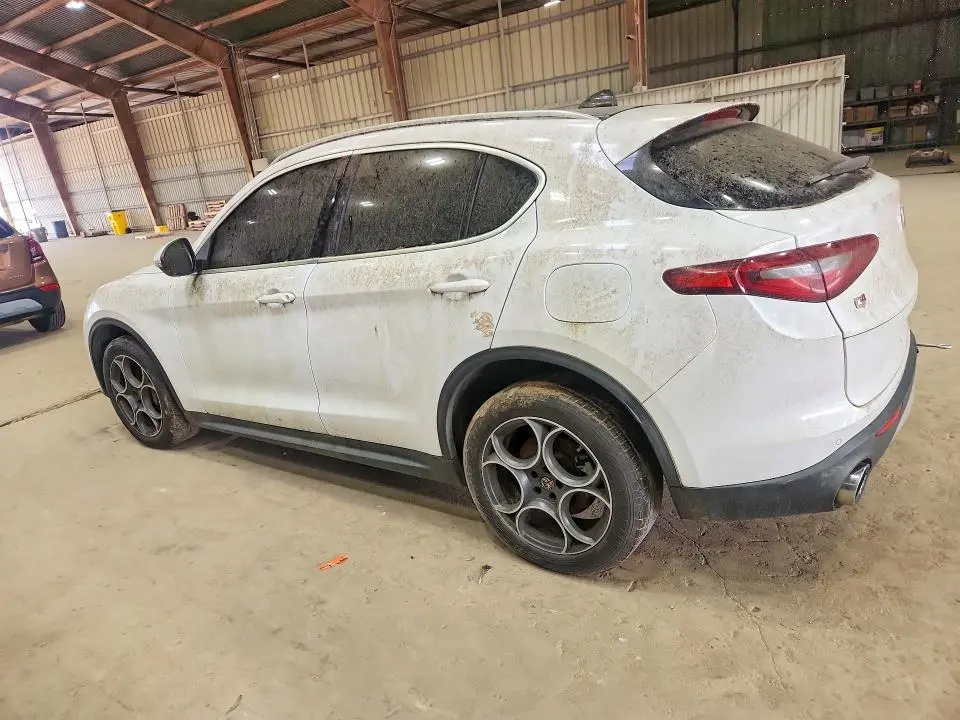 2018 ALFA ROMEO STELVIO   