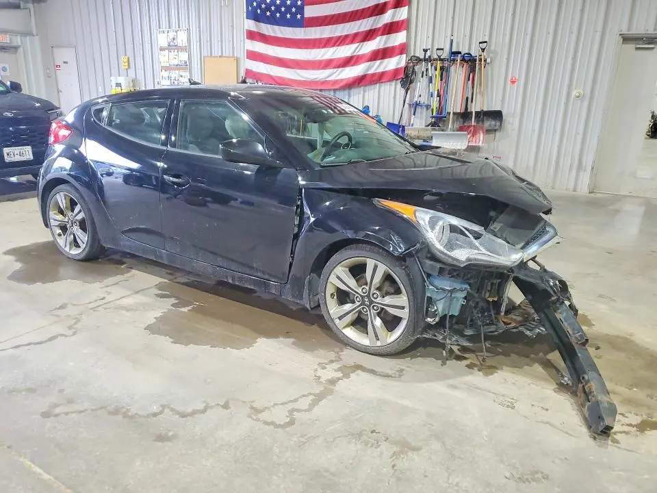 2013 HYUNDAI VELOSTER BASE  