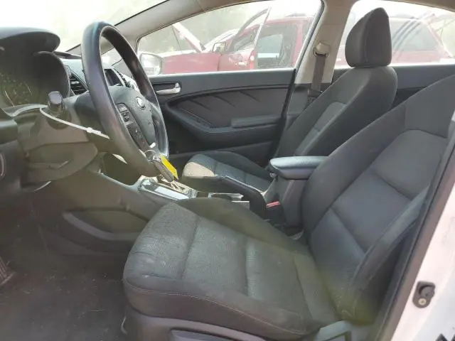 2017 KIA FORTE LX  