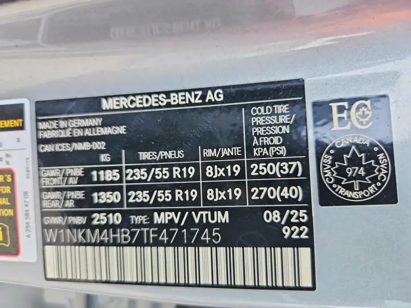 2026 MERCEDES-BENZ GLC 300 4MATIC  