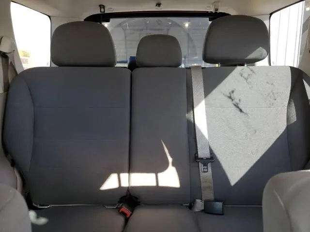 2010 FORD ESCAPE XLS  