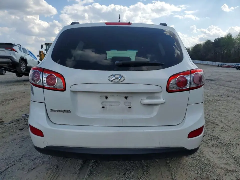 2012 HYUNDAI SANTA FE GLS  