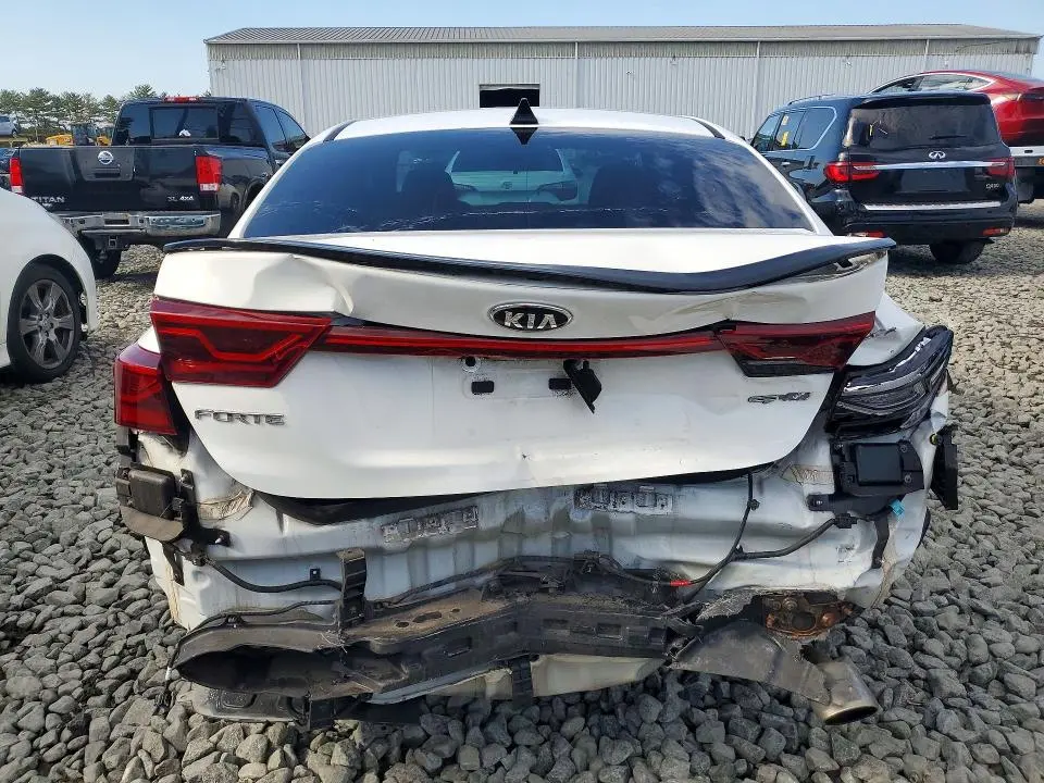 2020 KIA FORTE GT LINE  