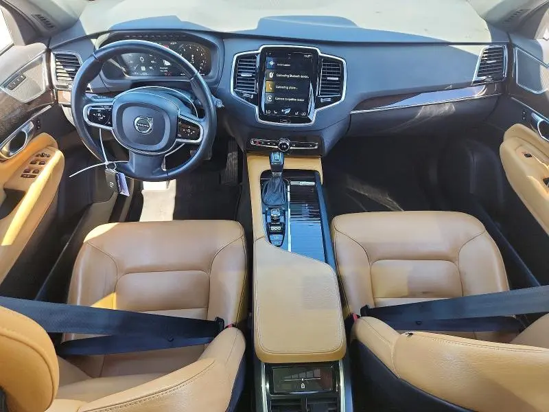 2018 VOLVO XC90 T6  