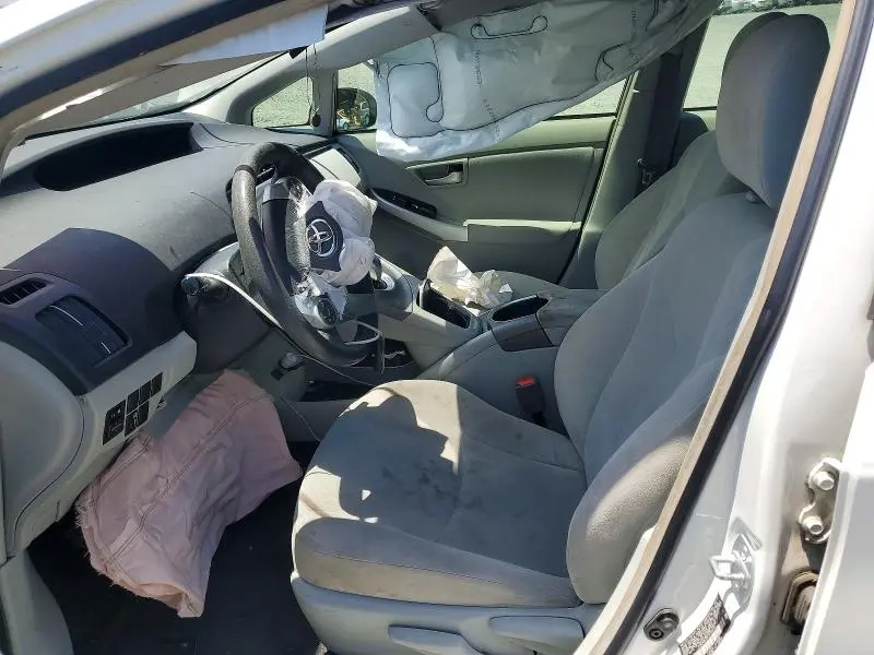 2015 TOYOTA PRIUS TWO  