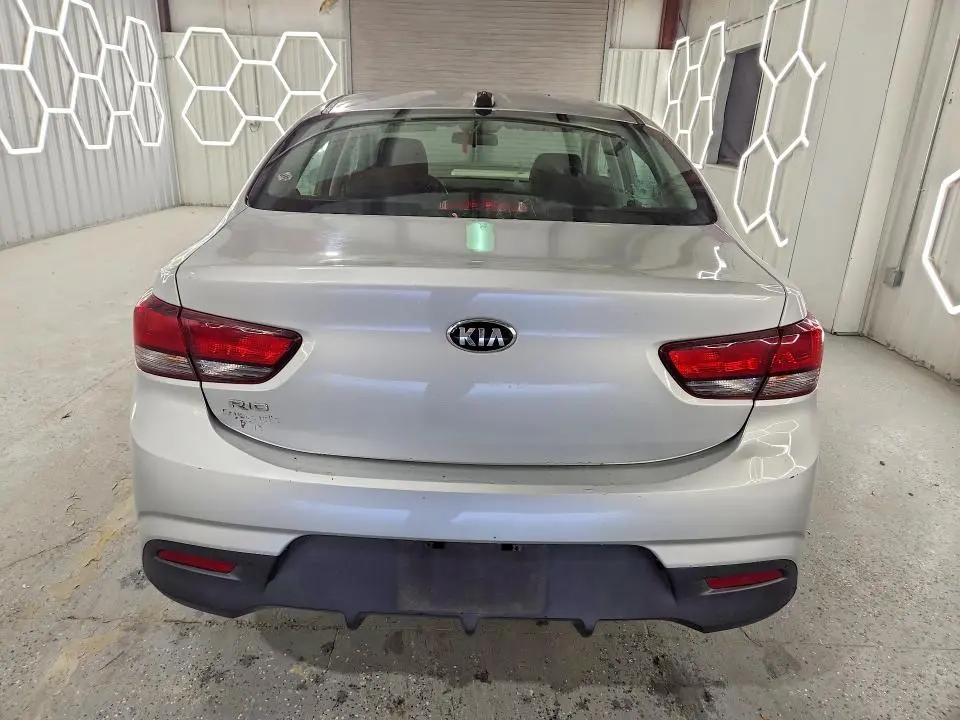 2018 KIA RIO LX  