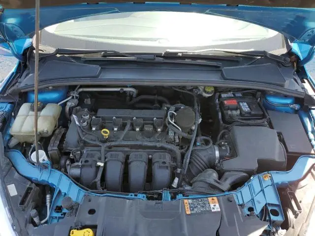 2016 FORD FOCUS SE  