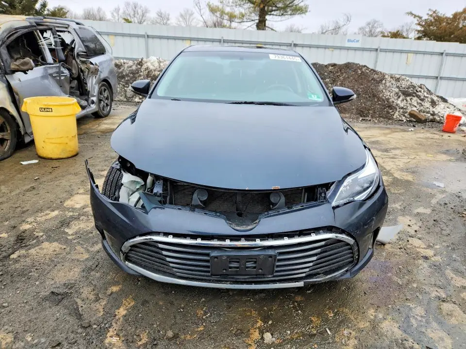 2016 TOYOTA AVALON XLE  