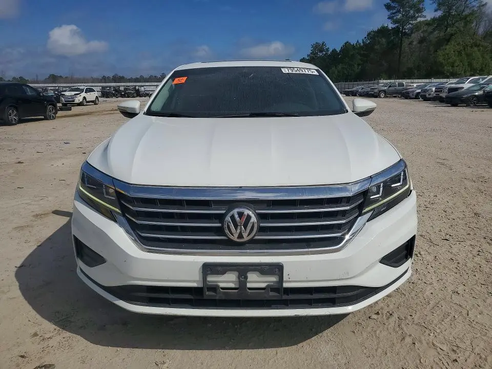 2021 VOLKSWAGEN PASSAT SE  