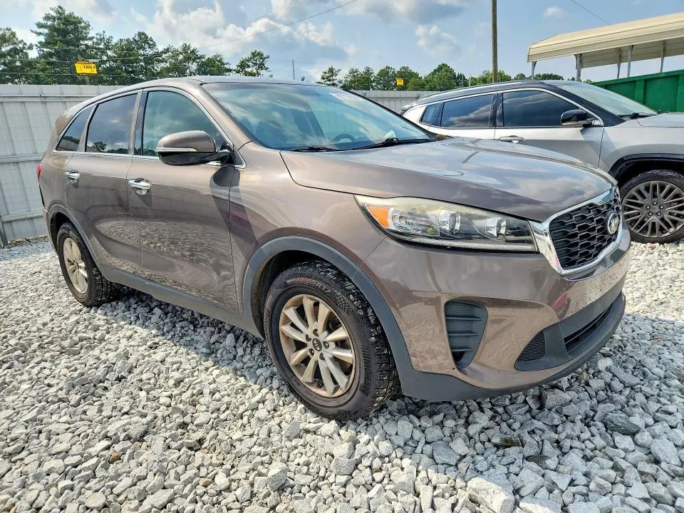 2019 KIA SORENTO LX V6  
