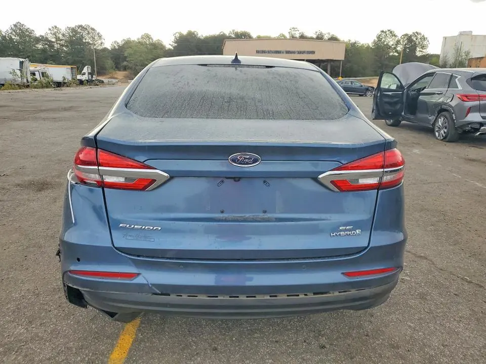 2019 FORD FUSION SE  