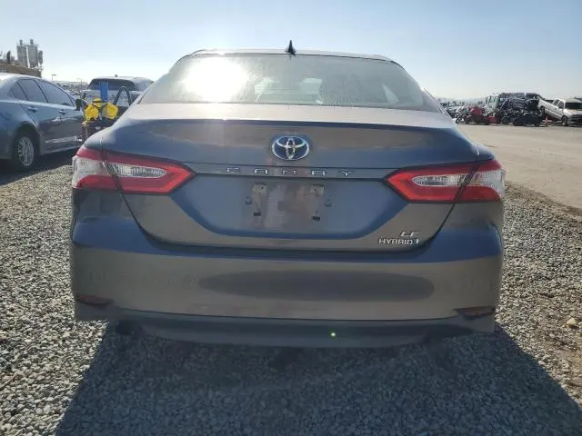 2020 TOYOTA CAMRY LE  