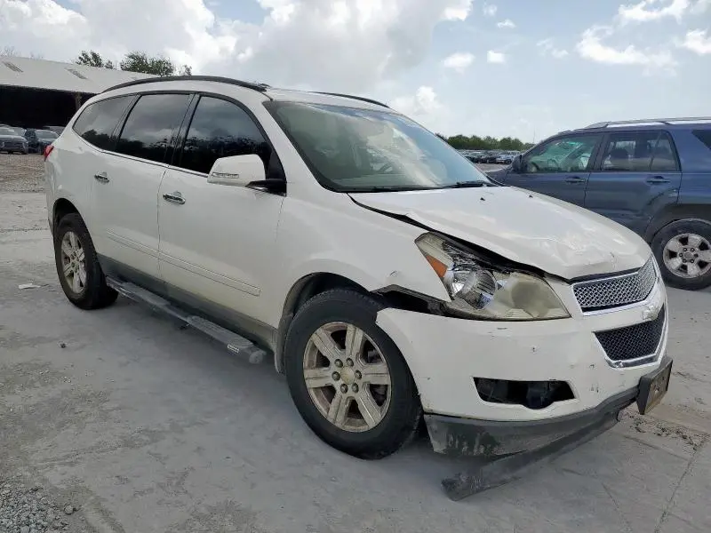 2011 CHEVROLET TRAVERSE LT  