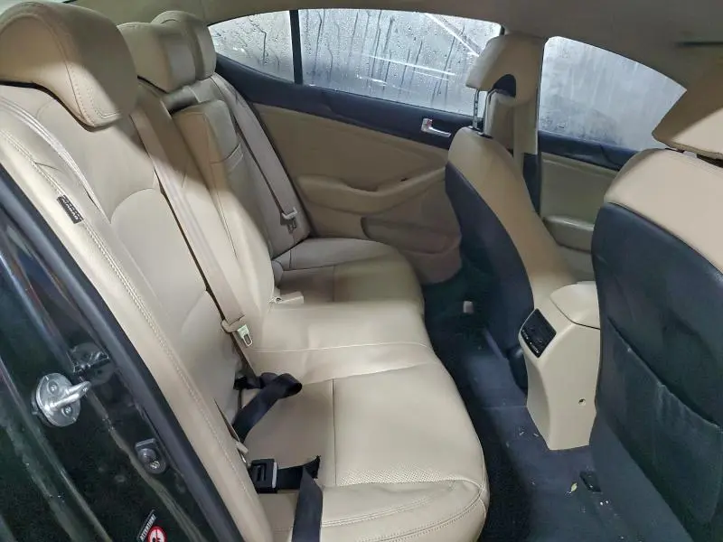 2015 KIA CADENZA PREMIUM  