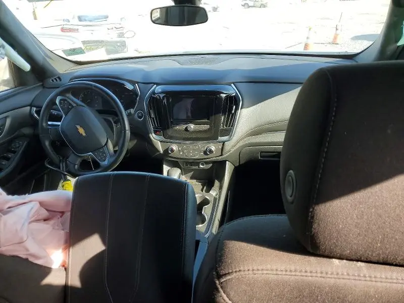 2023 CHEVROLET TRAVERSE LT  