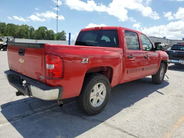 2011 CHEVROLET SILVERADO K1500 LT  