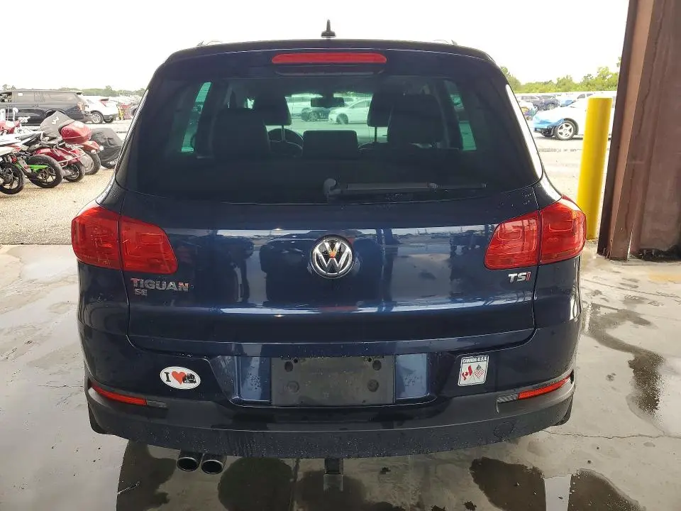 2016 VOLKSWAGEN TIGUAN S  