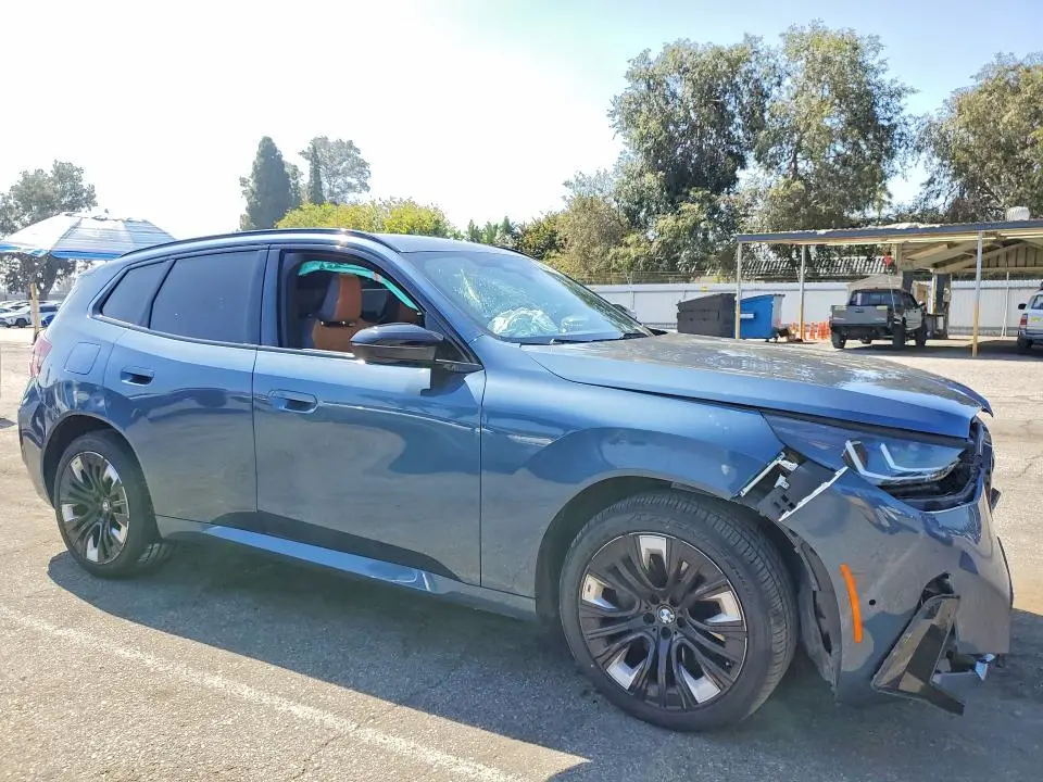 2025 BMW X3 M50  
