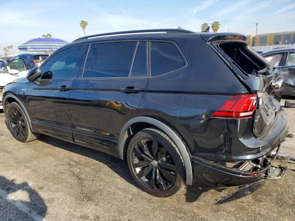 2021 VOLKSWAGEN TIGUAN SE  