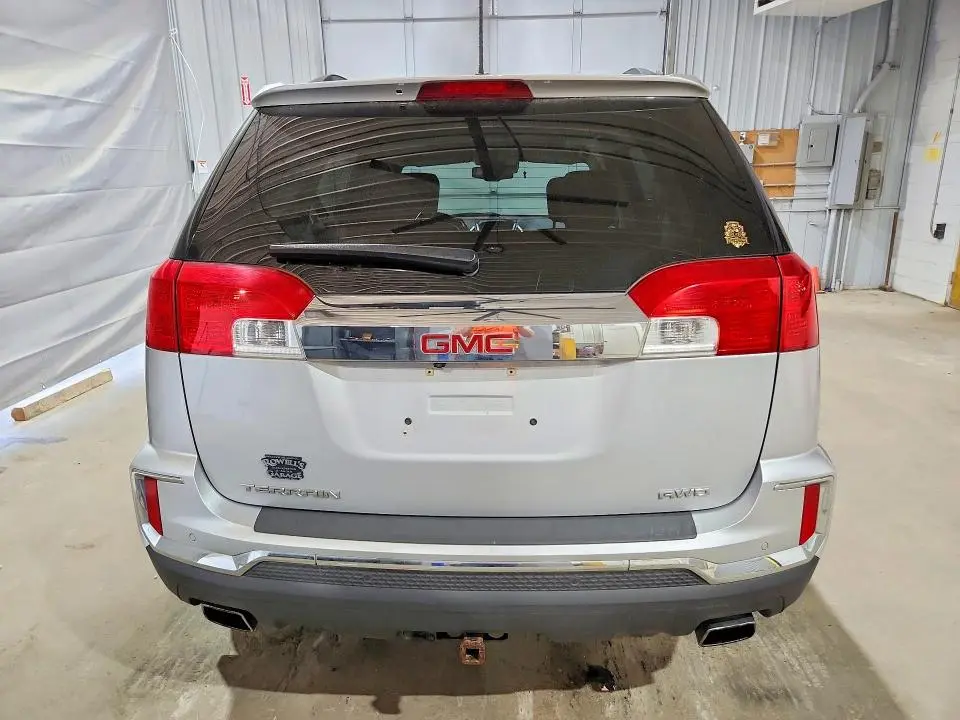 2017 GMC TERRAIN SLT  