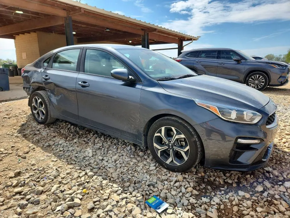2020 KIA FORTE LXS  
