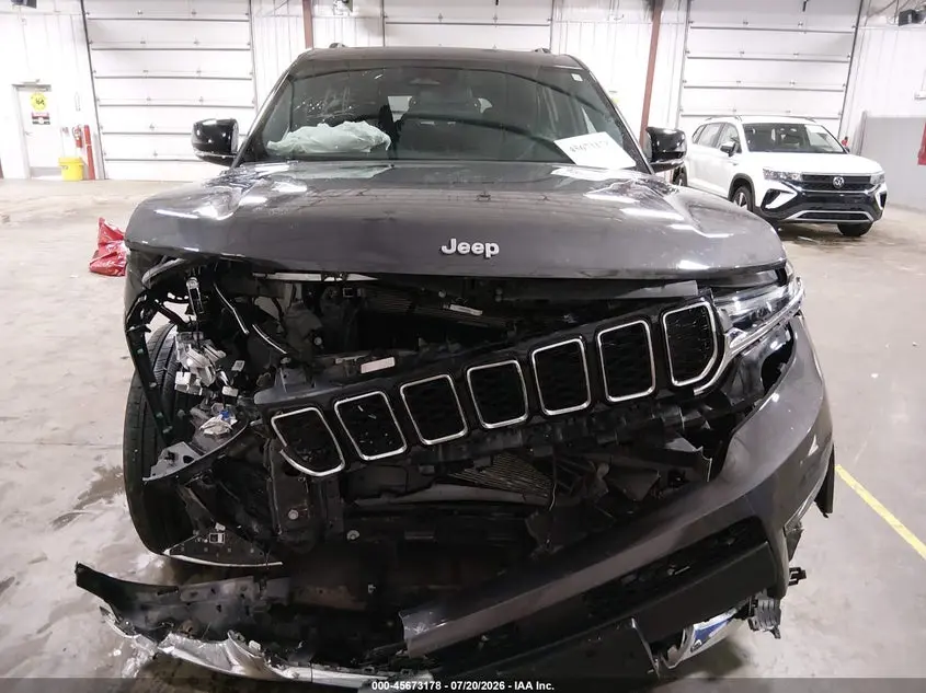2024 JEEP GRAND CHEROKEE L LIMITED 4X4