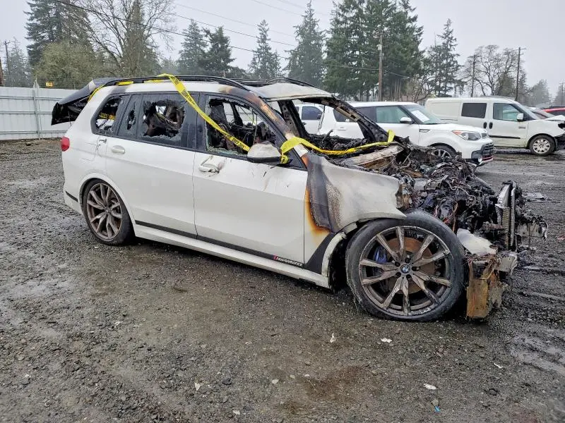 2020 BMW X7 M50I  
