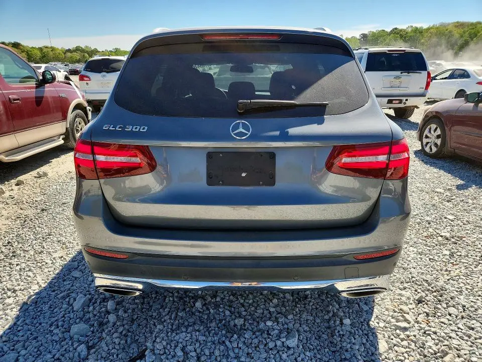 2018 MERCEDES-BENZ GLC 300  