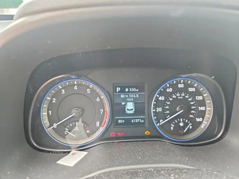 2019 HYUNDAI KONA SE  