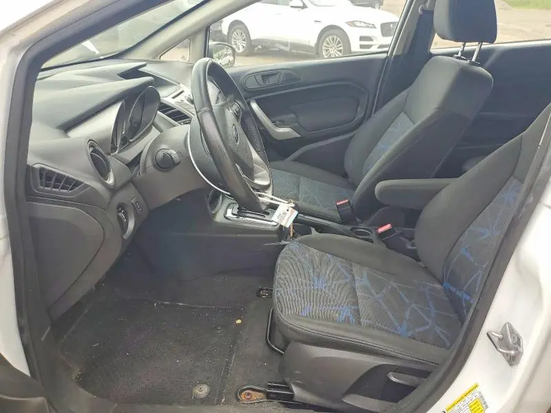 2013 FORD FIESTA SE  