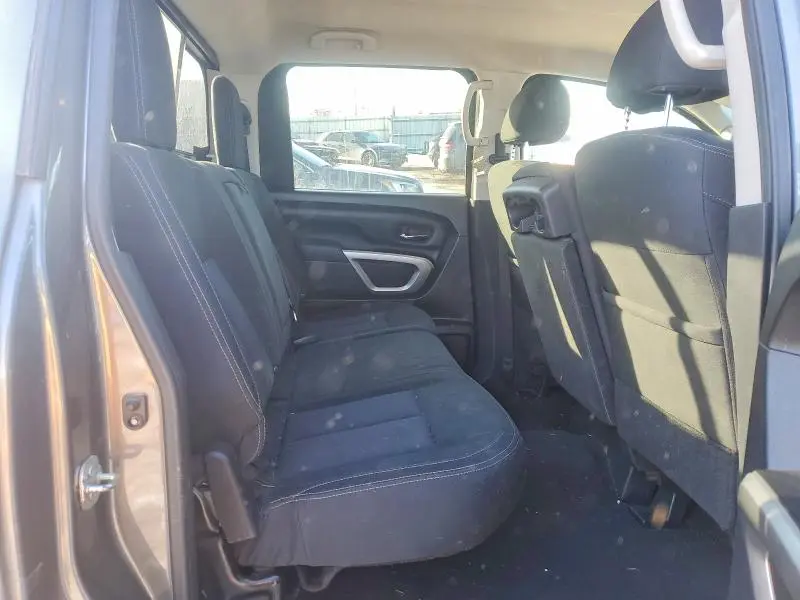 2017 NISSAN TITAN S  