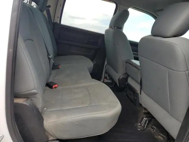 2015 RAM 1500 ST  
