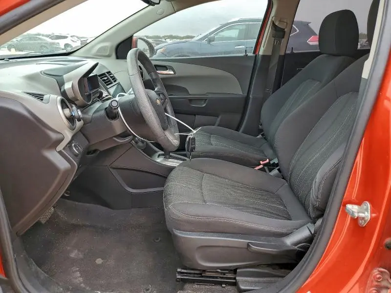 2013 CHEVROLET SONIC LT  