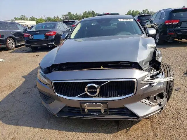 2019 VOLVO S60 T6 MOMENTUM  