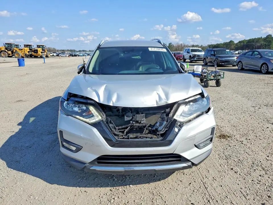 2018 NISSAN ROGUE S  