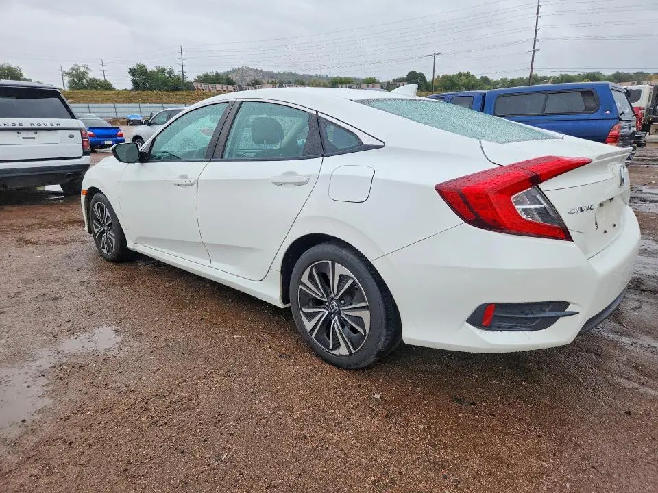 2017 HONDA CIVIC EX  