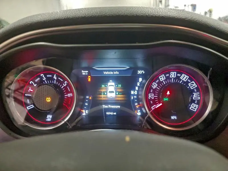 2016 DODGE CHALLENGER SXT  