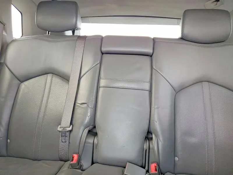 2011 CADILLAC SRX LUXURY COLLECTION  