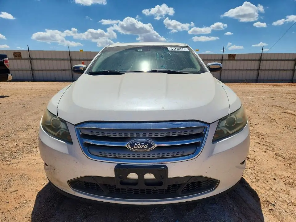 2011 FORD TAURUS LIMITED  