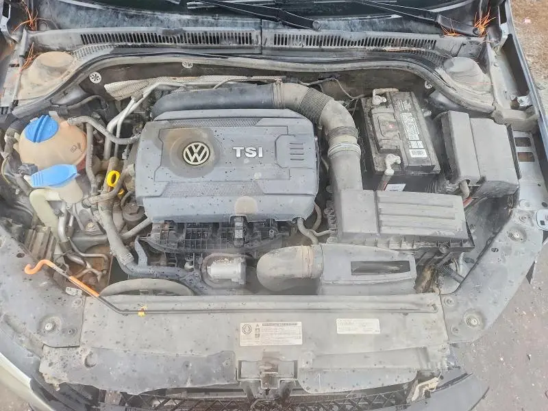 2014 VOLKSWAGEN JETTA SE  