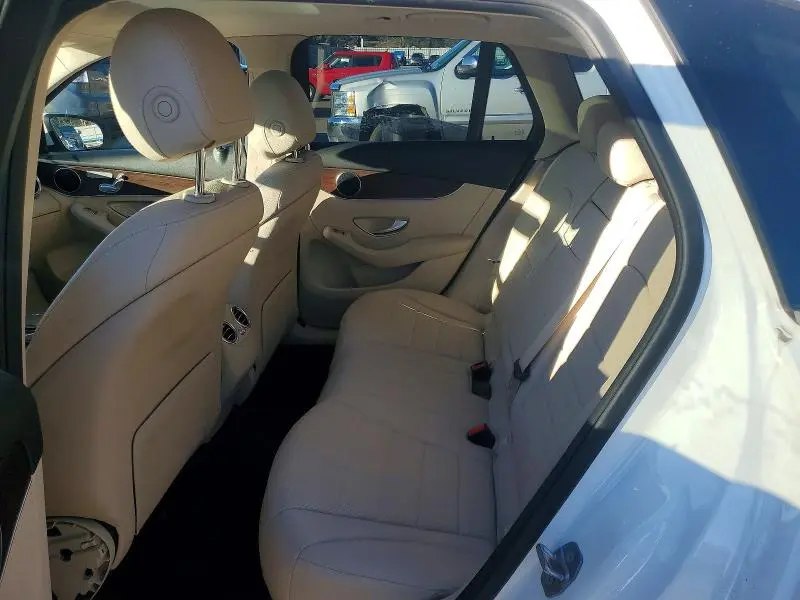 2020 MERCEDES-BENZ GLC 300  