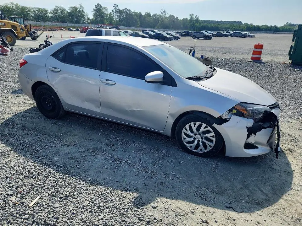2017 TOYOTA COROLLA LE  