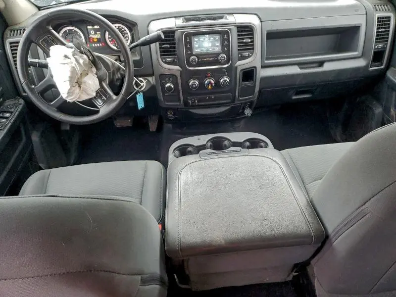 2016 RAM 1500 ST  