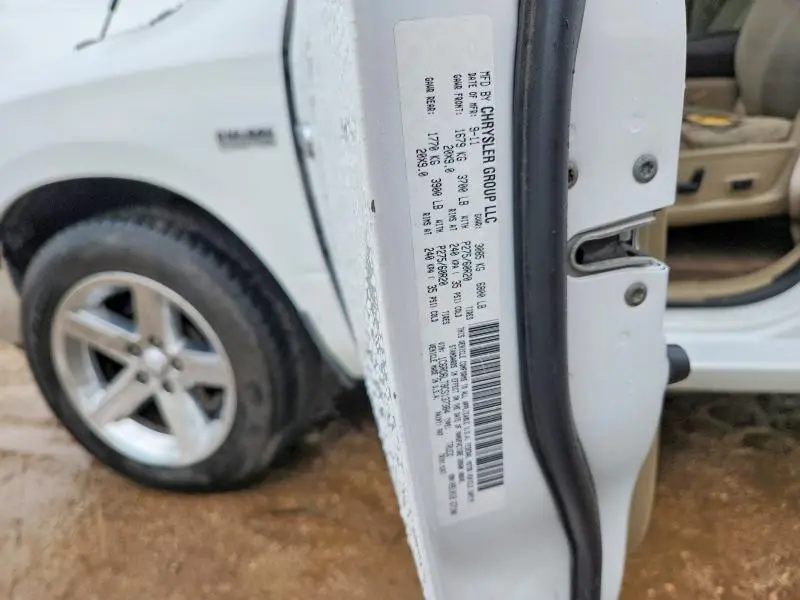 2012 DODGE RAM 1500 SLT  