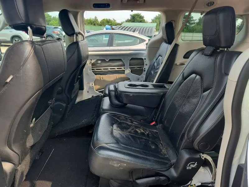 2017 CHRYSLER PACIFICA TOURING L  