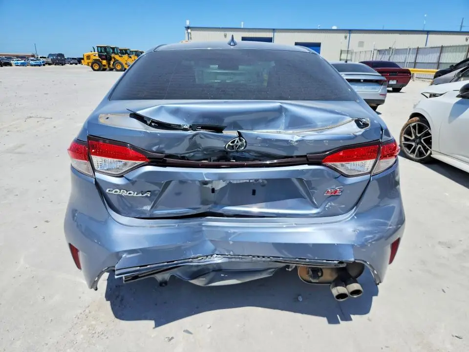 2021 TOYOTA COROLLA SE  