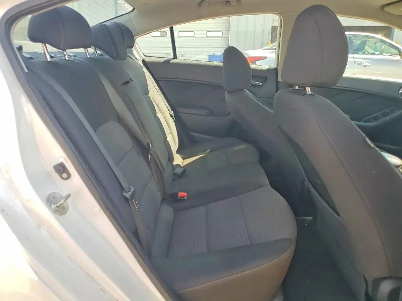 2015 KIA FORTE LX  